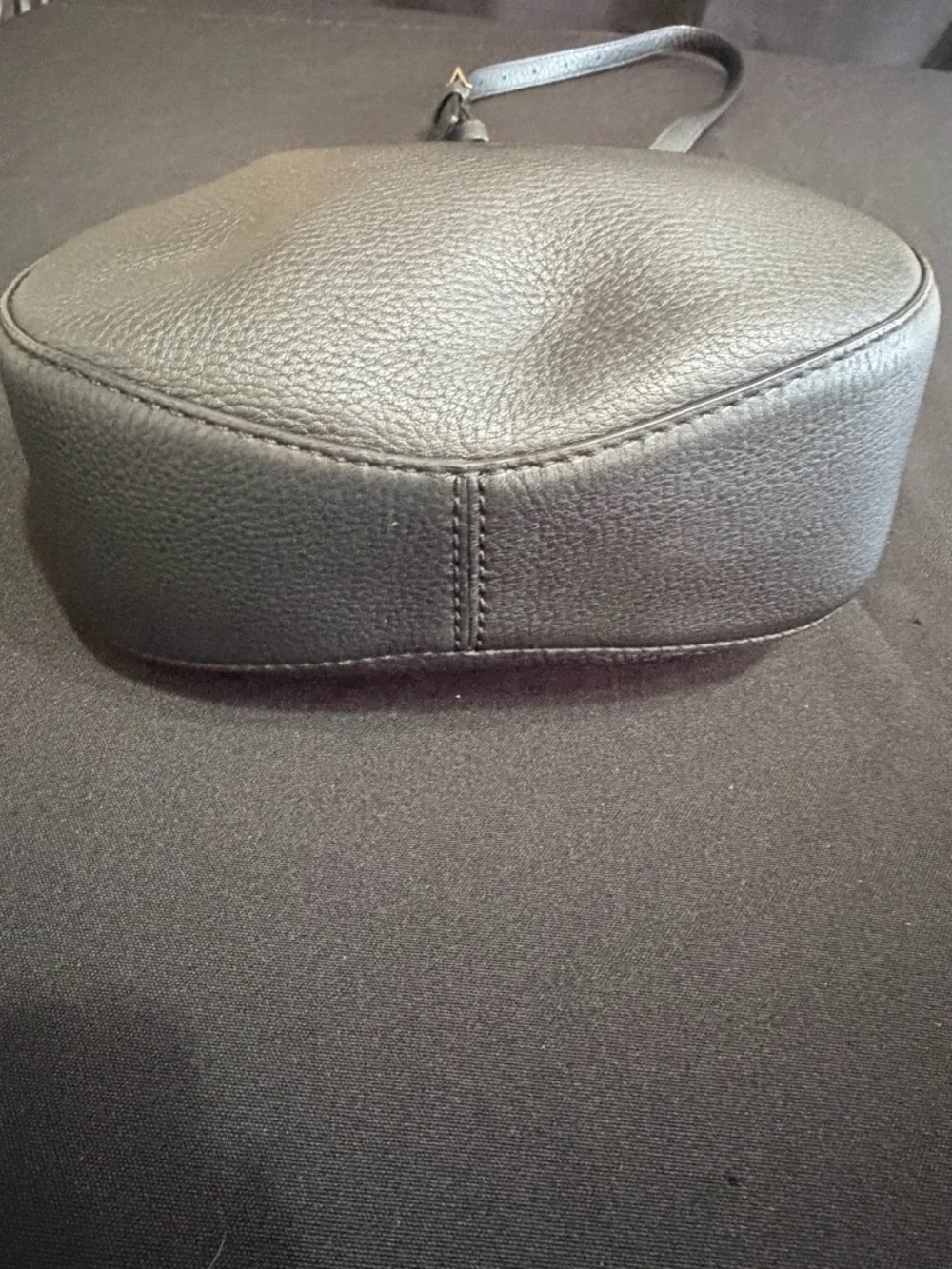 Kate Spade Black Saddle Bag Like New Condition. Very stylish and comfortable.